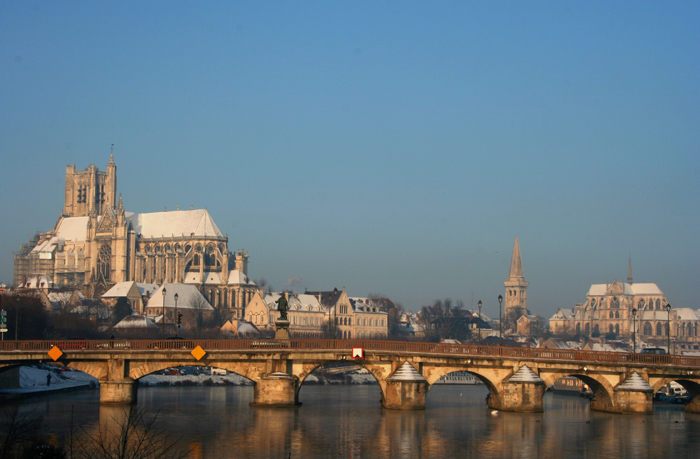 LES PONTS DANS LE MONDE Auxerredec056